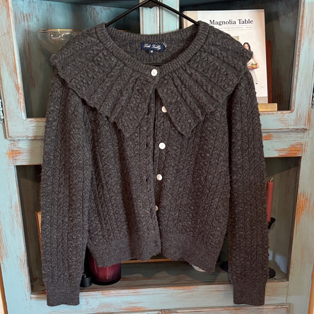 Trish scully sweater size medium